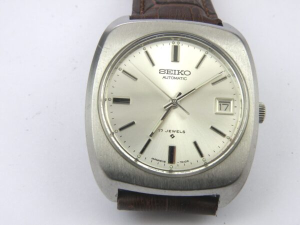 Mens Vintage Seiko 6118-7010 Automatic Japan Watch - 50m