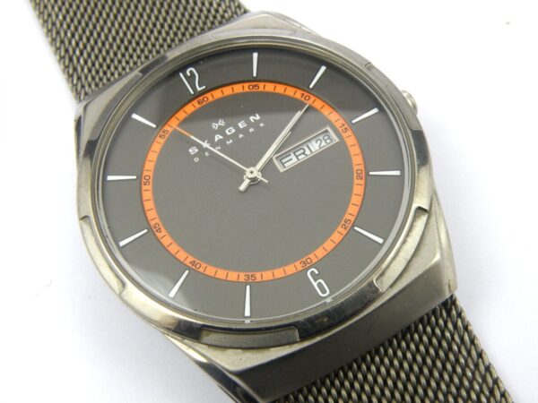 Skagen Mens SKW6007 Titanium Slimline Watch - 50m