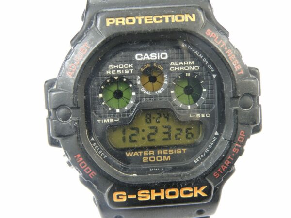 Mens Vintage CASIO G-Shock DW-5900 Watch - 200m