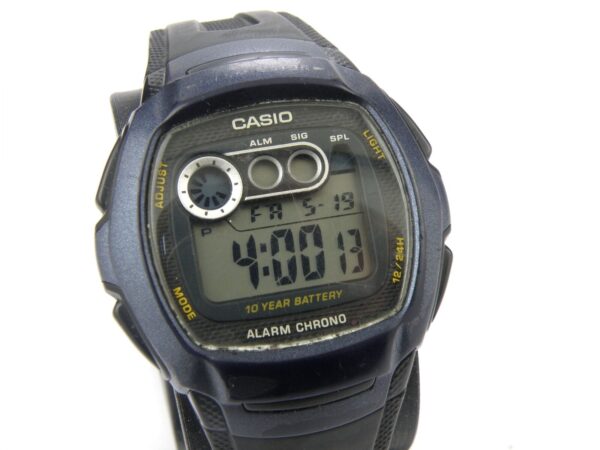 Gents Casio W-210 Digital Watch - 50m