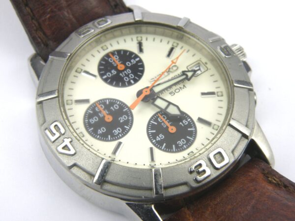 Gent's Seiko V657-8060 Sports Chrono Watch - 100m