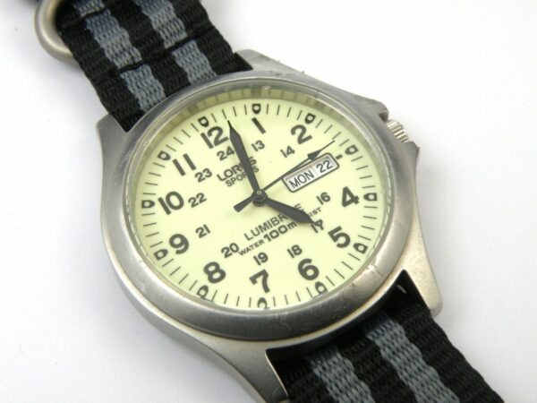 Mens VX33-X068-BA Lorus (Seiko) Lumibrite Military Bond Watch - 100m