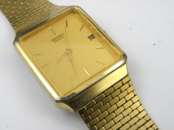 Gents 5Y32-5050 Classic Seiko Quartz Dress Watch