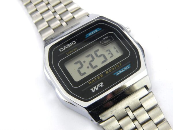 Mens Vintage B-641W Casio Time/Date Watch