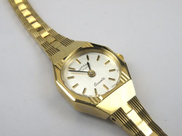 Rotary Vintage Ladies Round Gold Plated Case Watch