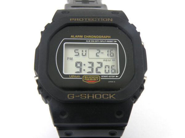 Gents Vintage CASIO G-Shock DW-5700C Watch - 200m