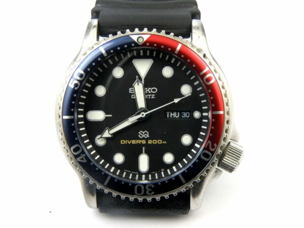 Gents Seiko 7N36-7A10 Pepsi Scuba Divers Quartz Watch - 200m
