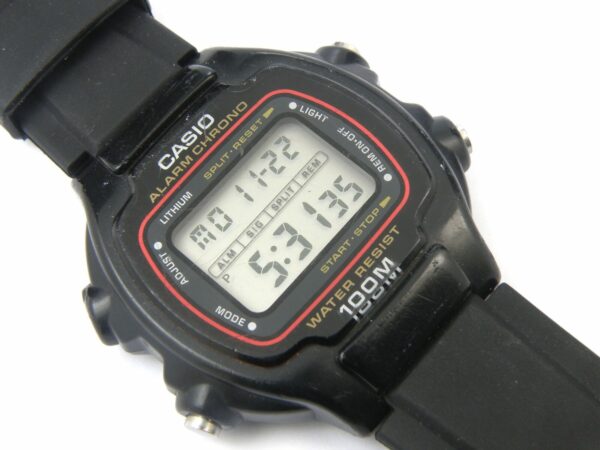 Gent's Vintage CASIO W-726 Digital Watch - 100m
