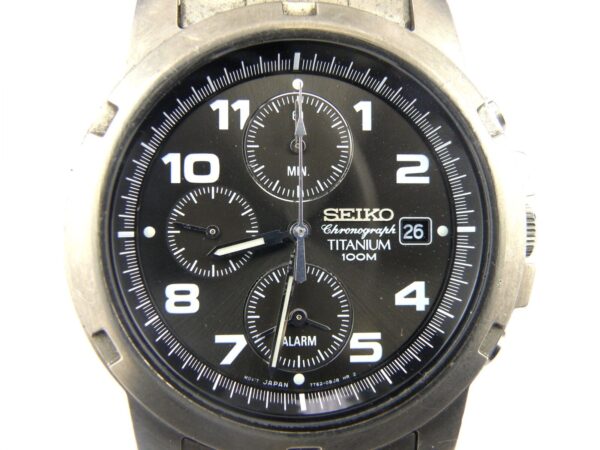 Seiko Men's 7T62-0BF0 Alarm Chronograph Titanium Watch - 100m